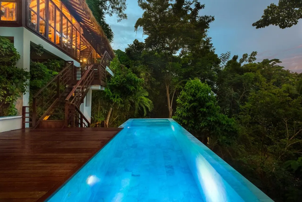 Zeavola Resort Phi Phi Adaları