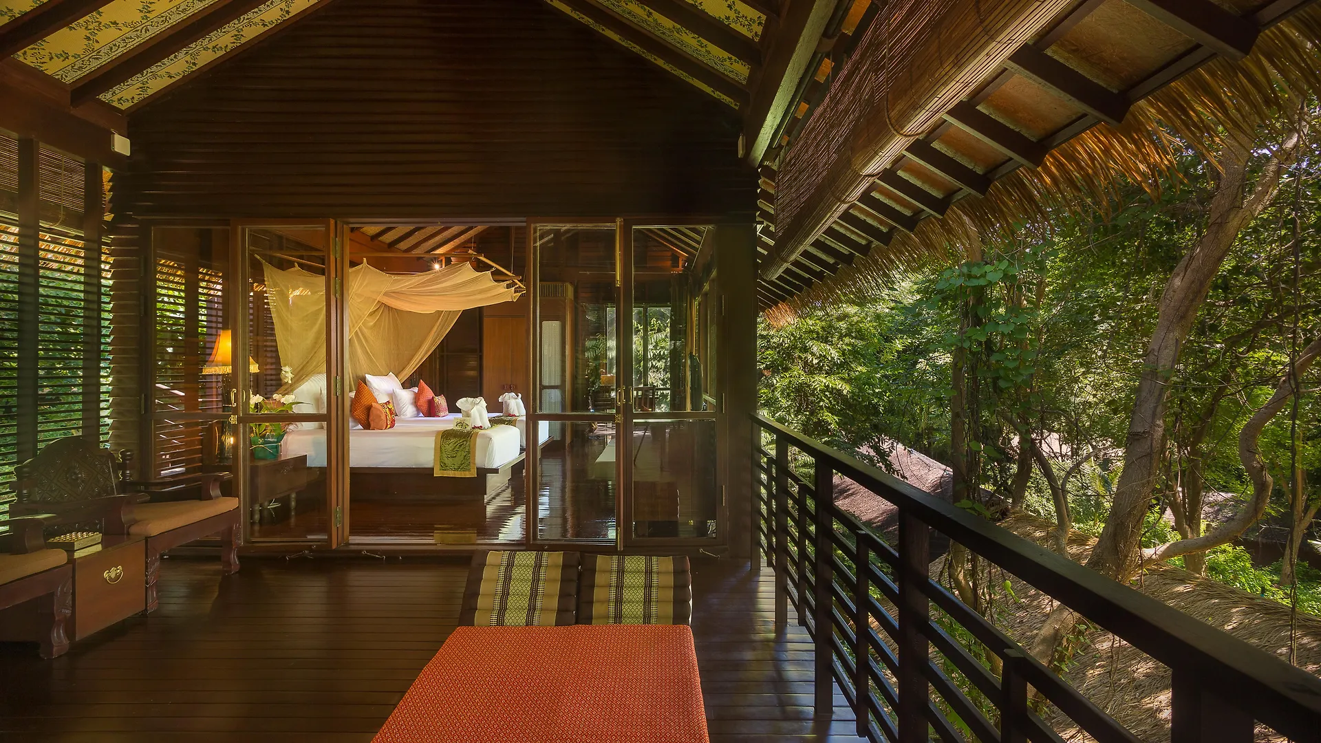 Zeavola Resort Phi Phi Adaları
