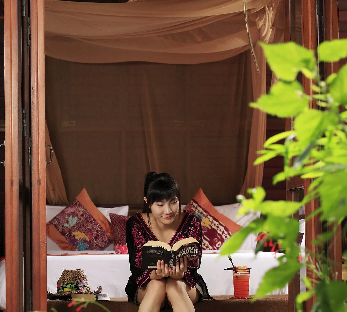 Zeavola Resort Phi Phi Adaları