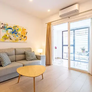 https://encarnacion-centro-santa-angela-nuevo-bajo-b.es-andalucia.com